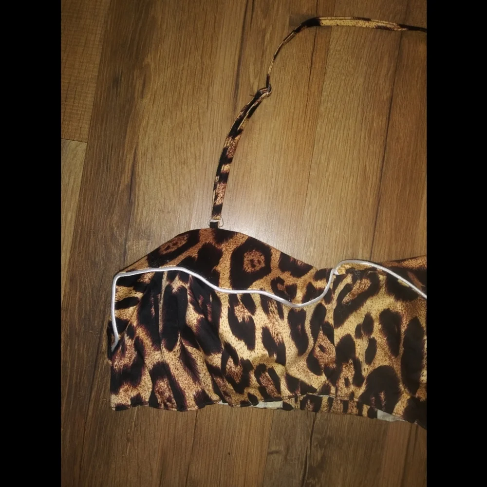 Beach Bash Leopard Beach Wear Bikini Top - Picture 3 of 13